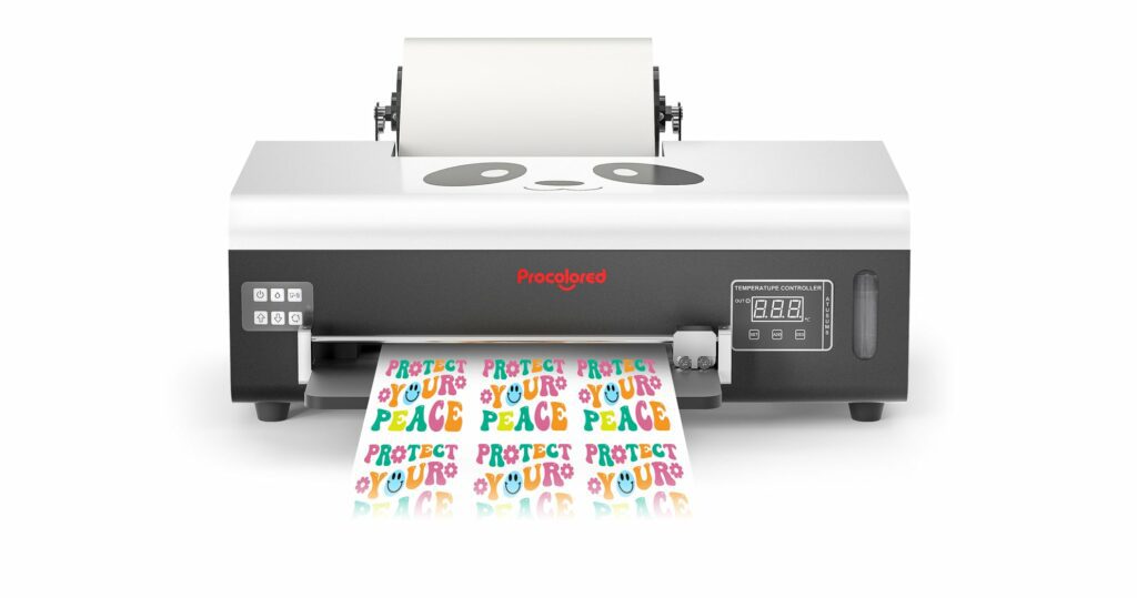 La Procolored F8 Panda en action : une impression DTF de haute qualité, compacte et accessible, idéale pour lancer votre activité.